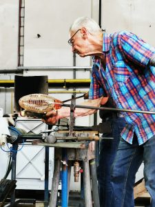 6.-Glasblaeserei-Baernbach